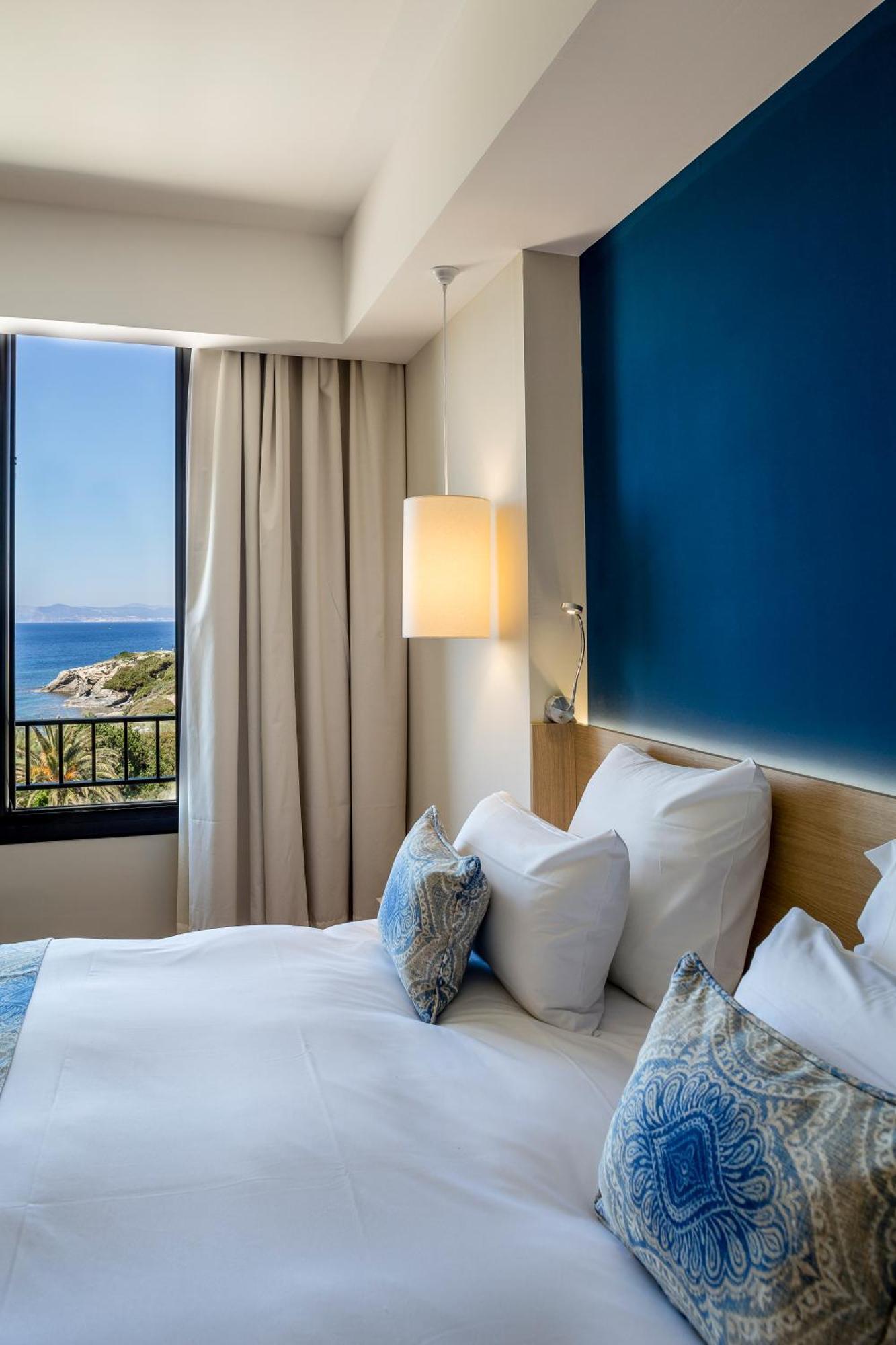 Hotel Helios & Spa - Ile Des Embiez シス・フール・レ・プラージュ エクステリア 写真