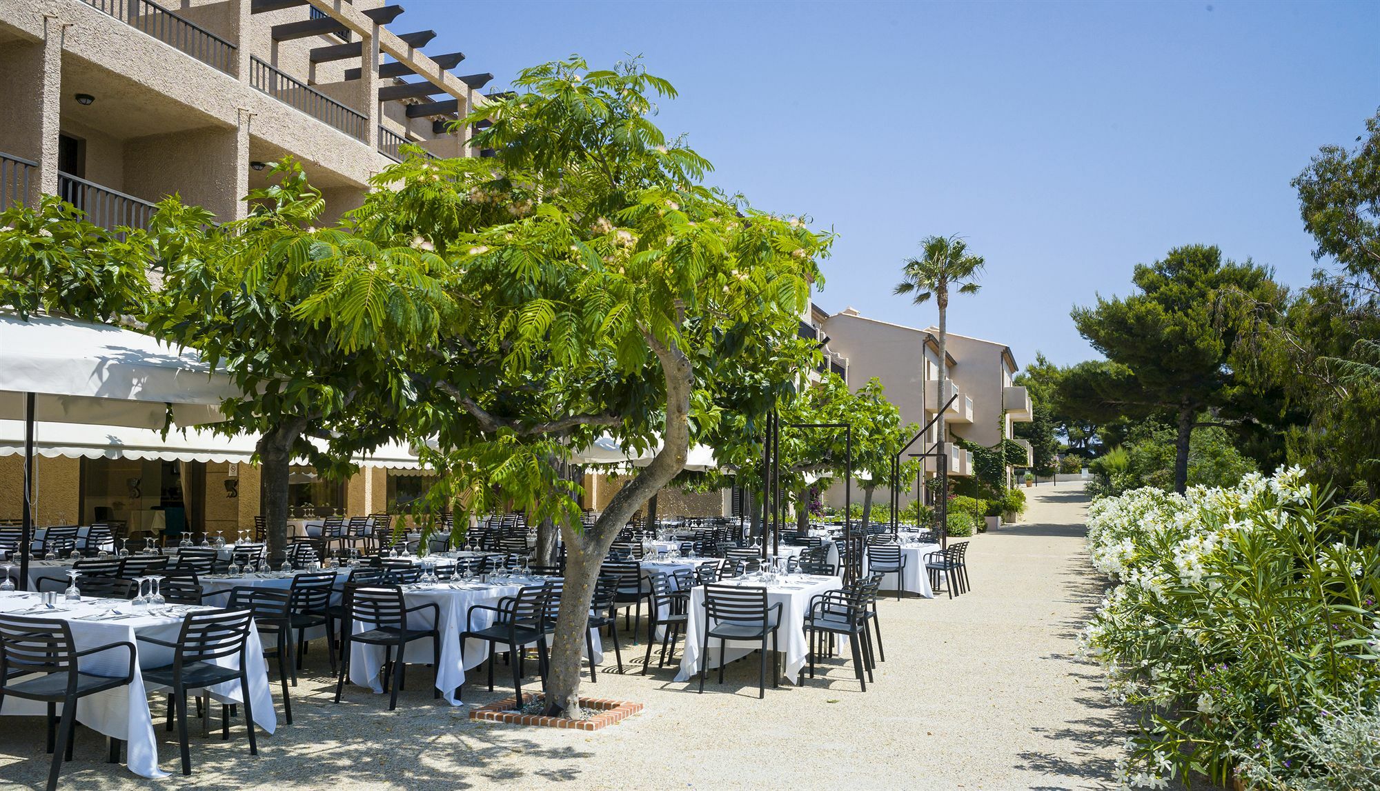 Hotel Helios & Spa - Ile Des Embiez シス・フール・レ・プラージュ レストラン 写真